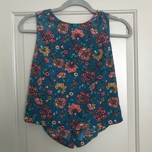 FOREVER 21 Floral Cropped Tank Top